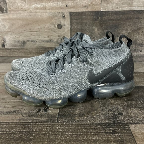 Nike Air Vapormax Flyknit 2 Running Shoes - Picture 3 of 11